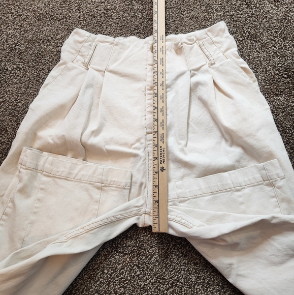 Free People Pleated Carrot Cropped Pants Ecru Size 6 - Picture 8 of 9